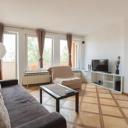 4 Apartment