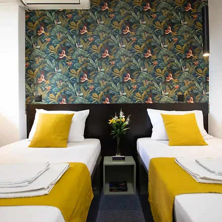 Apartment 4 *