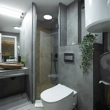 4 Apartment