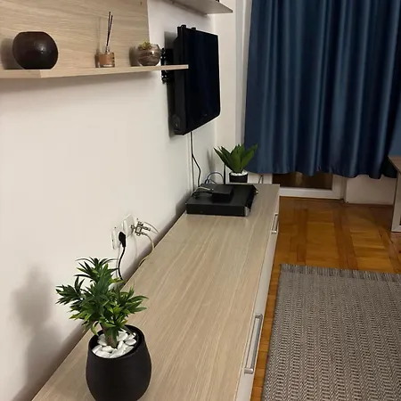 4 Apartment Nis