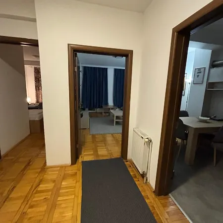 公寓 四室公寓 Ni